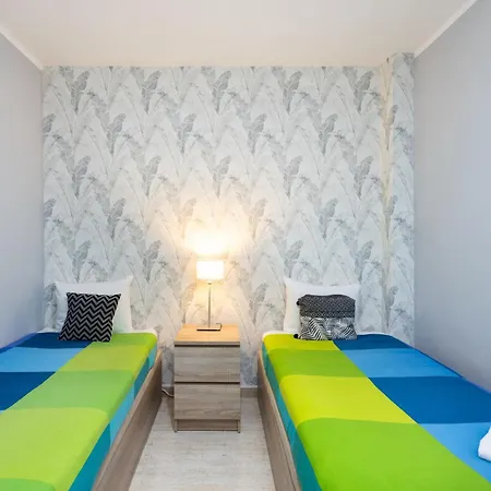 129 Jacuzzi And Sunny By Sunkeyrents Apartamento *