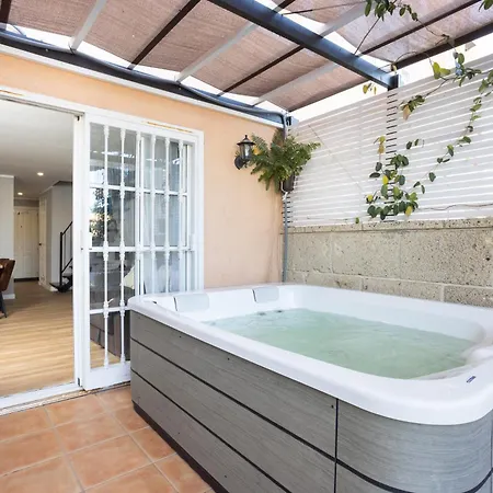 129 Jacuzzi And Sunny By Sunkeyrents Апартаменты *